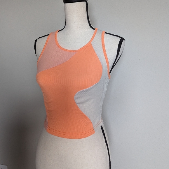 Light and bright orange abstract color block cropped ribbed tank top size L - Picture 4 of 6
